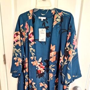BNWT Floral Kimono